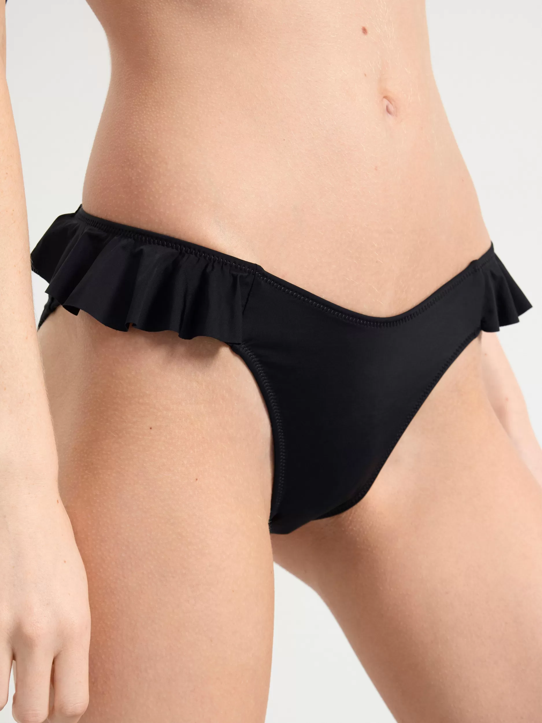 Lindex Badetøy<Brasiliansk Bikinitruse Med Volanger Black