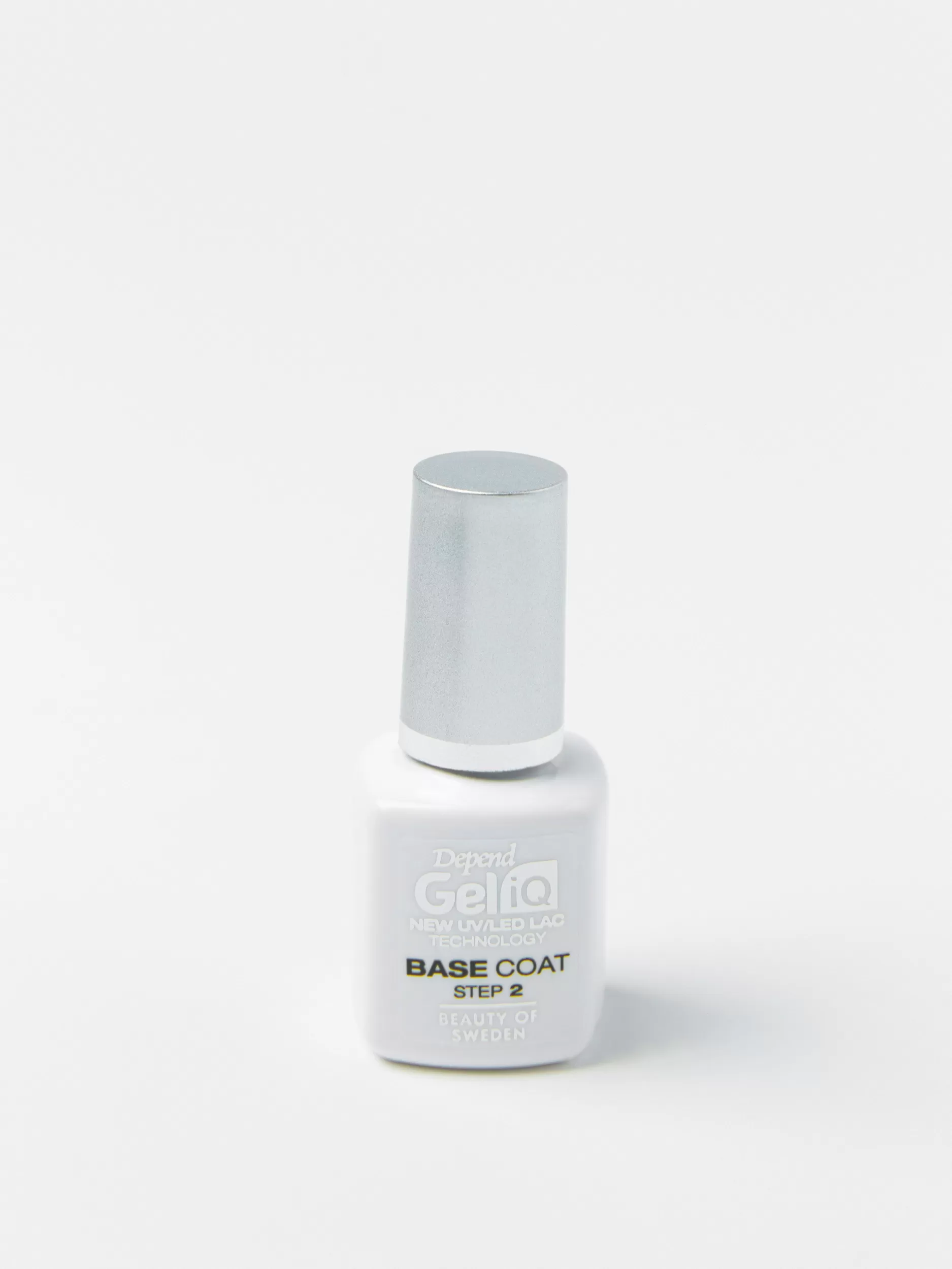 Lindex Neglelakk<Depend Gel Iq Base Coat Step 2