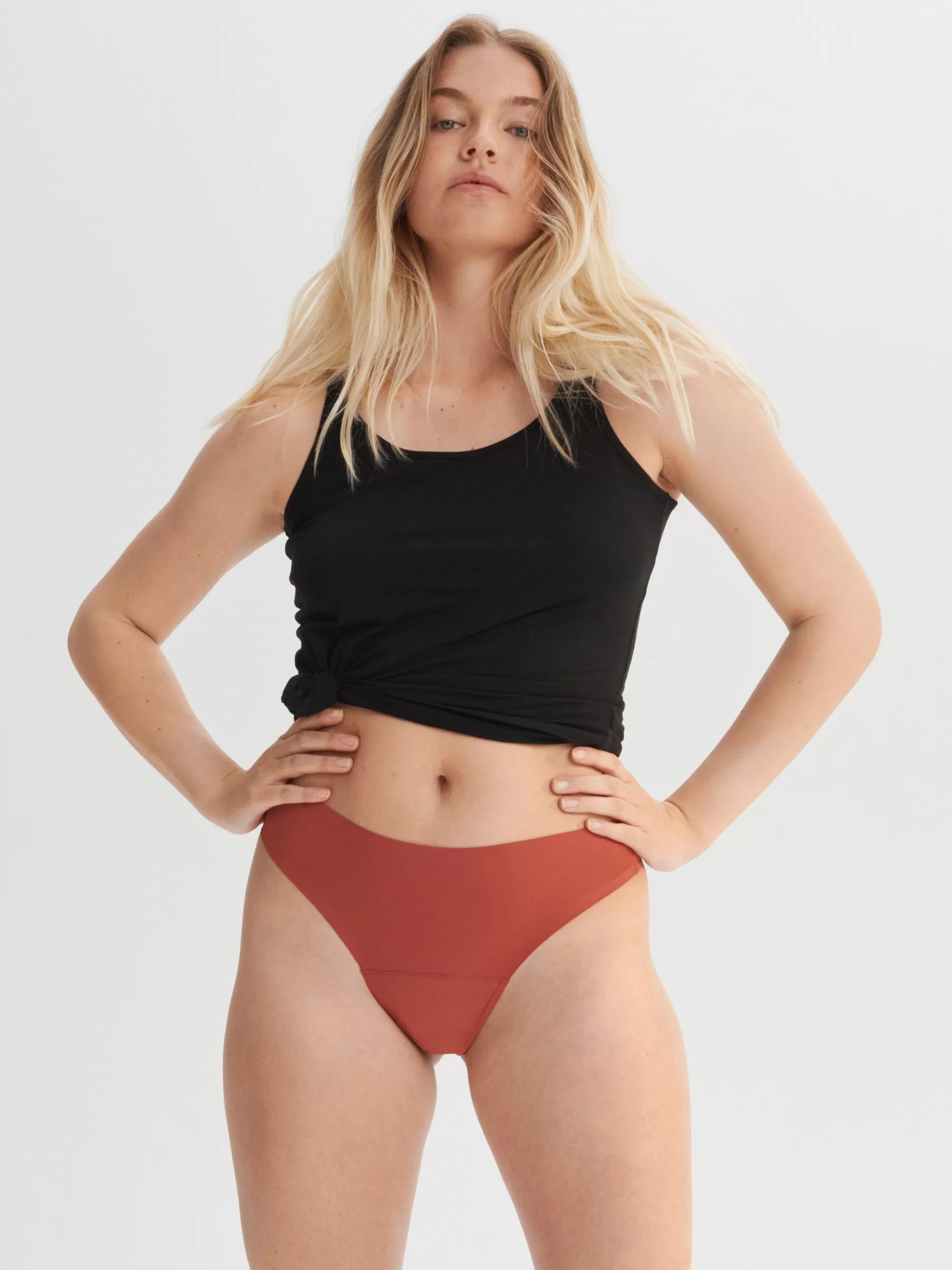 Lindex Menstruser<Engineered Thong-Stringtruse For Mensen Med Lett Absorpsjonsevne Light Dusty Red