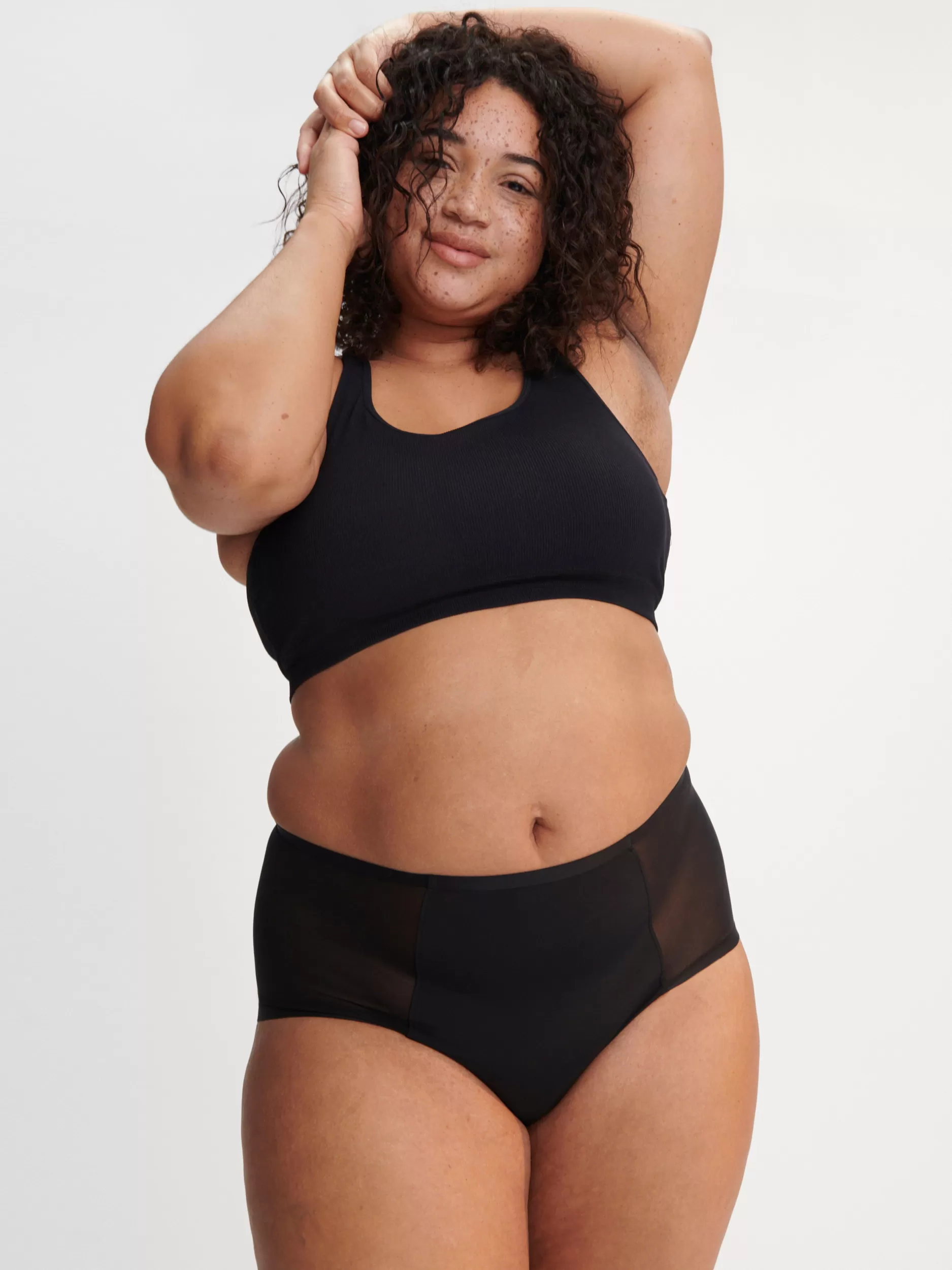 Lindex Menstruser<Engineered-Menstruse Med Netting Og Hoyt Liv Med Hoy Absorpsjonsevne Black