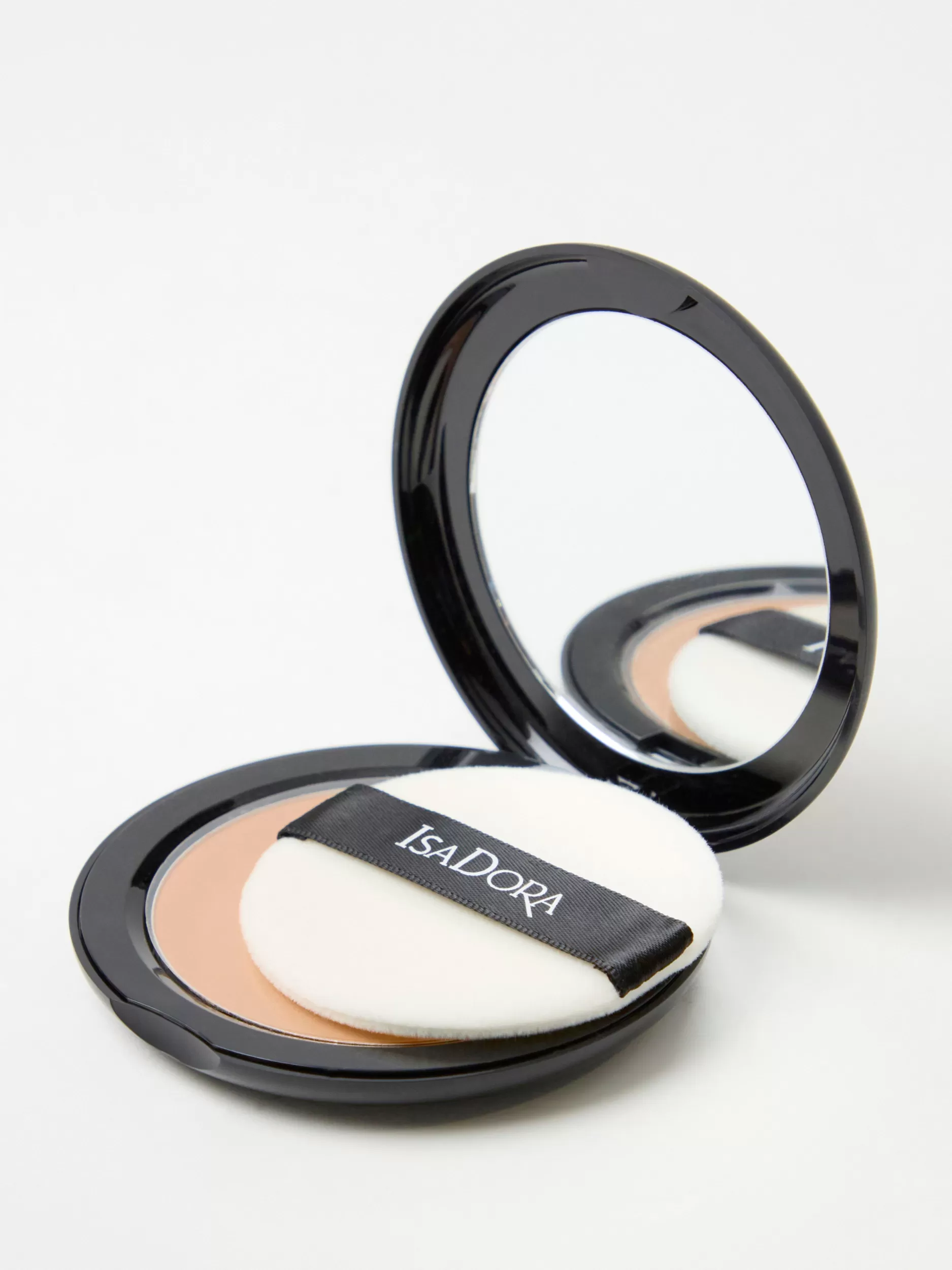 Lindex Pudder<Isadora Velvet Touch Ultra Cover Compact Powder 68 Neutral Almond