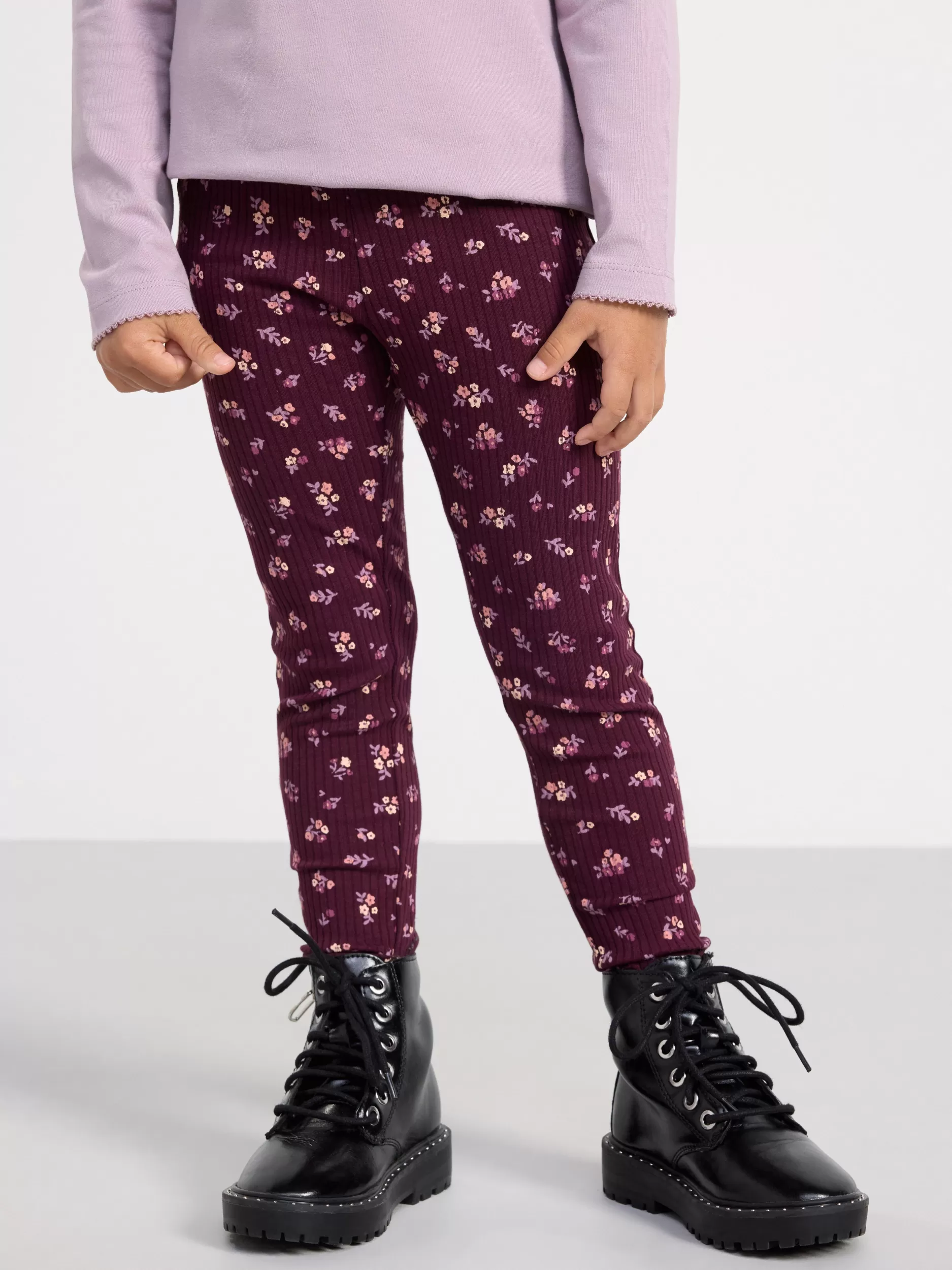 Lindex Bukser & Leggings<Leggings Ribbet Med Blomster Dark Lilac