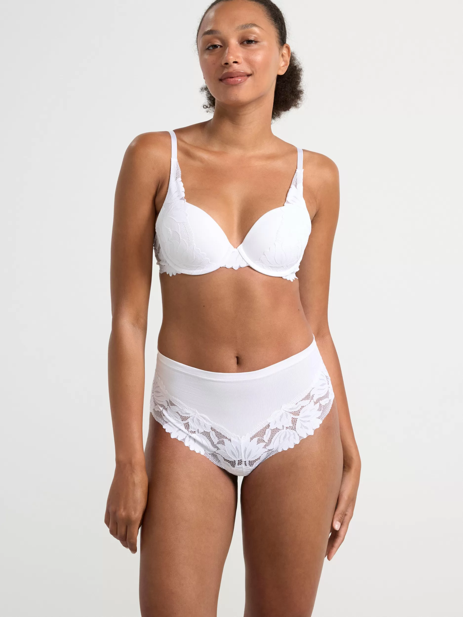 Lindex Bh<Lilja T-Skjørte-Bh Med Blonder White