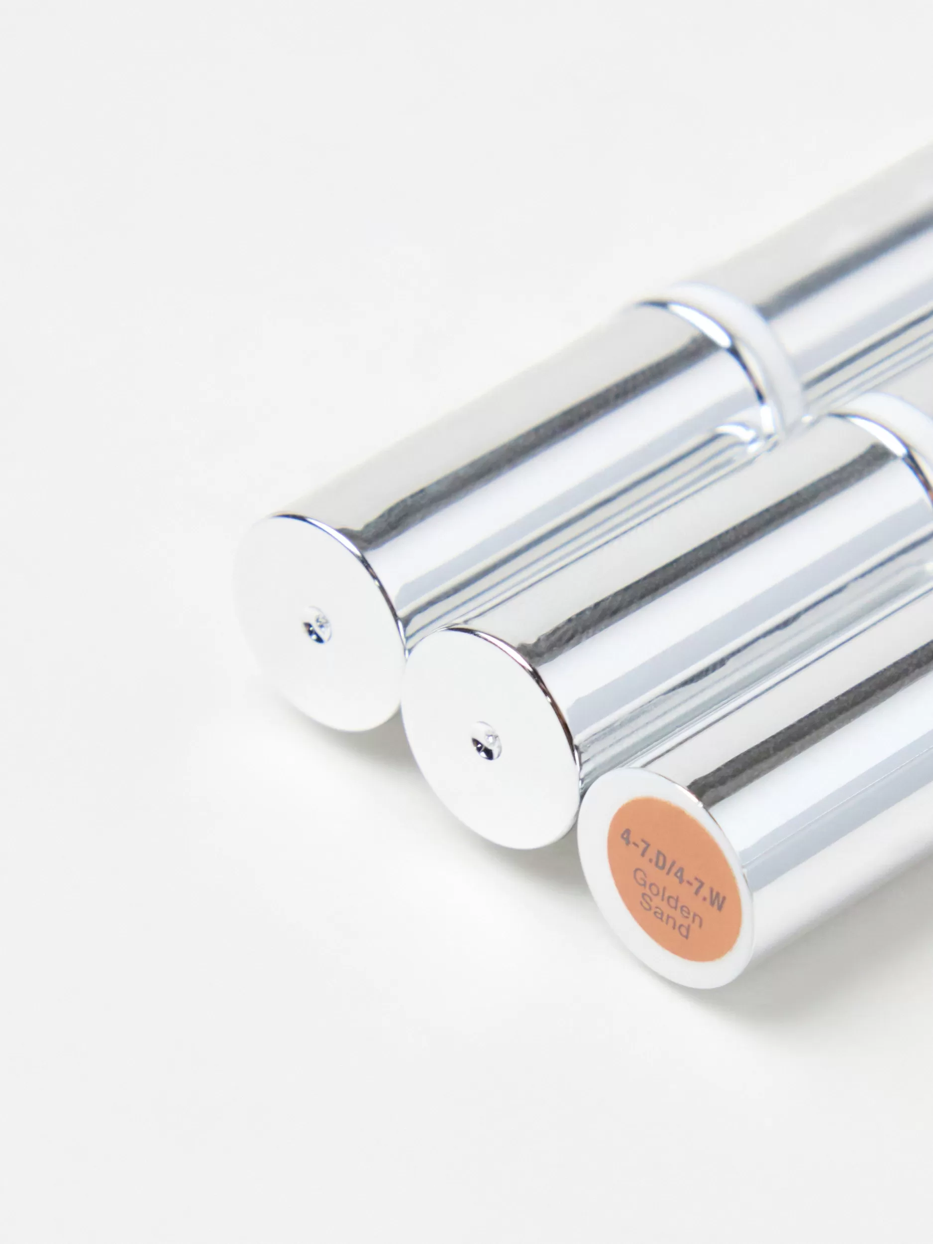 Lindex Concealer<L'Oreal True Match Eye-Cream In A Concealer 4-7D Golden Sable