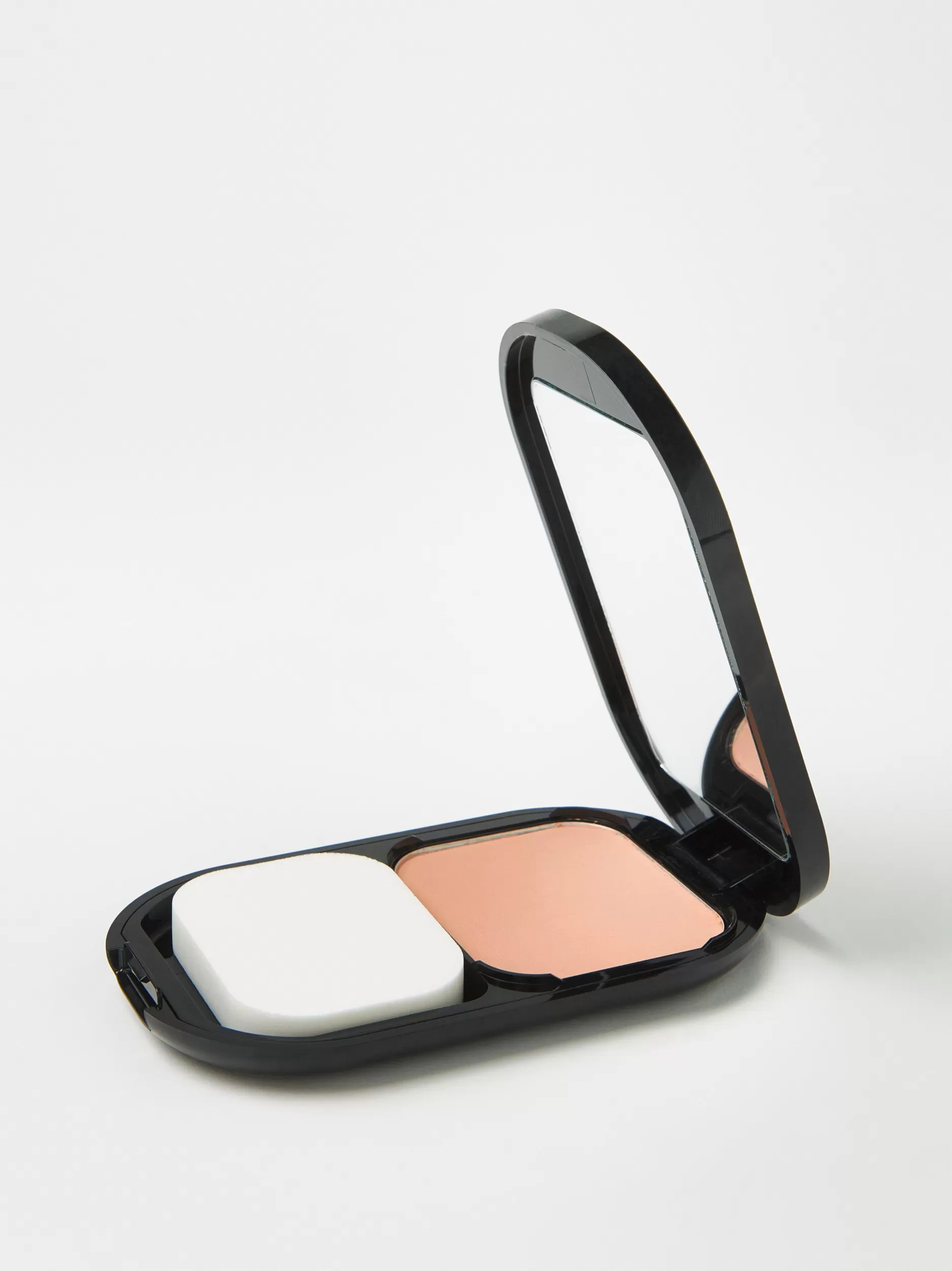 Lindex Foundation<Max Factor Facefinity Compact Foundation 05 Sand