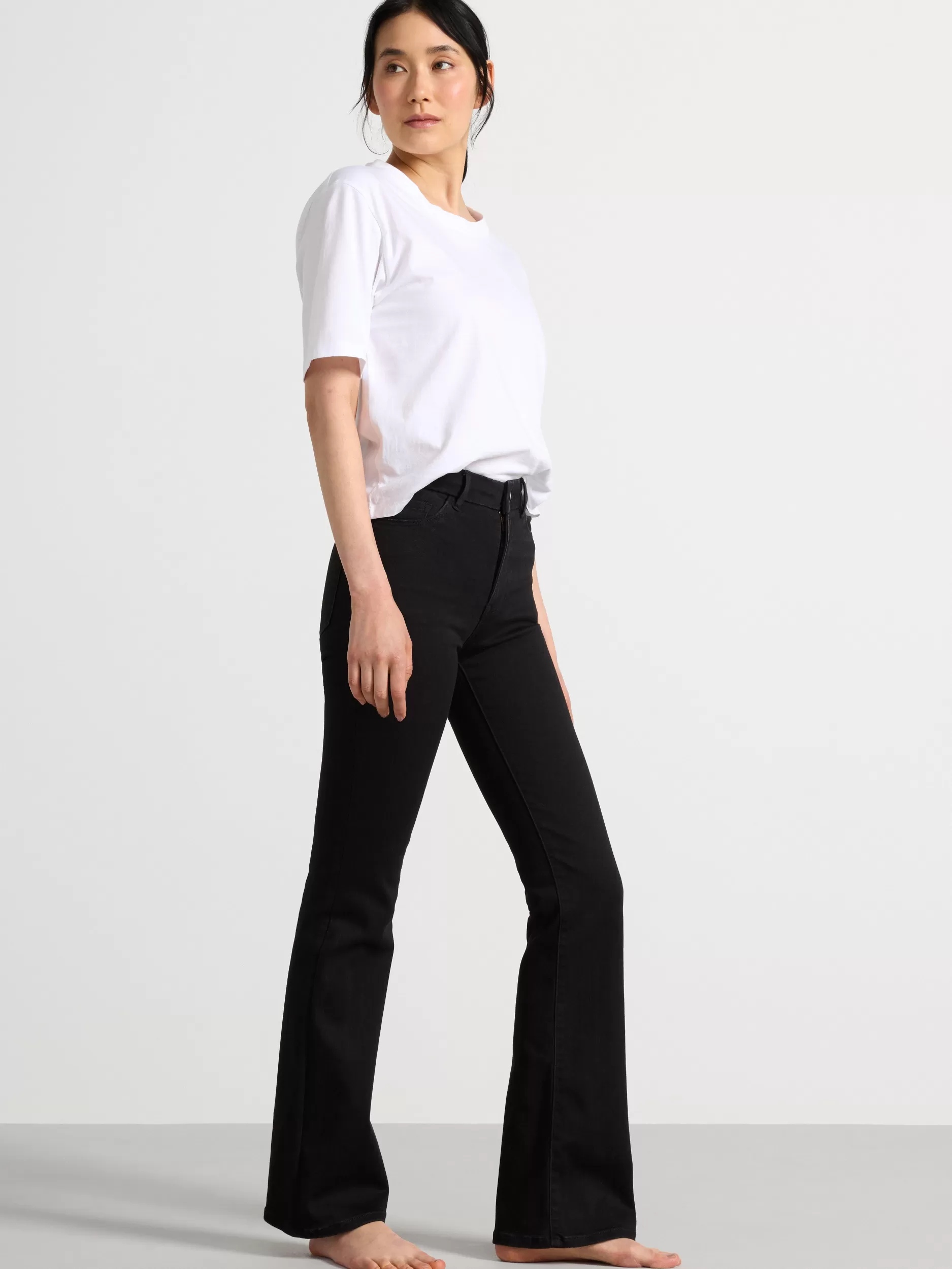 Lindex Jeans<Mira Curve Superelastisk Og Utsvingt Jeans Black