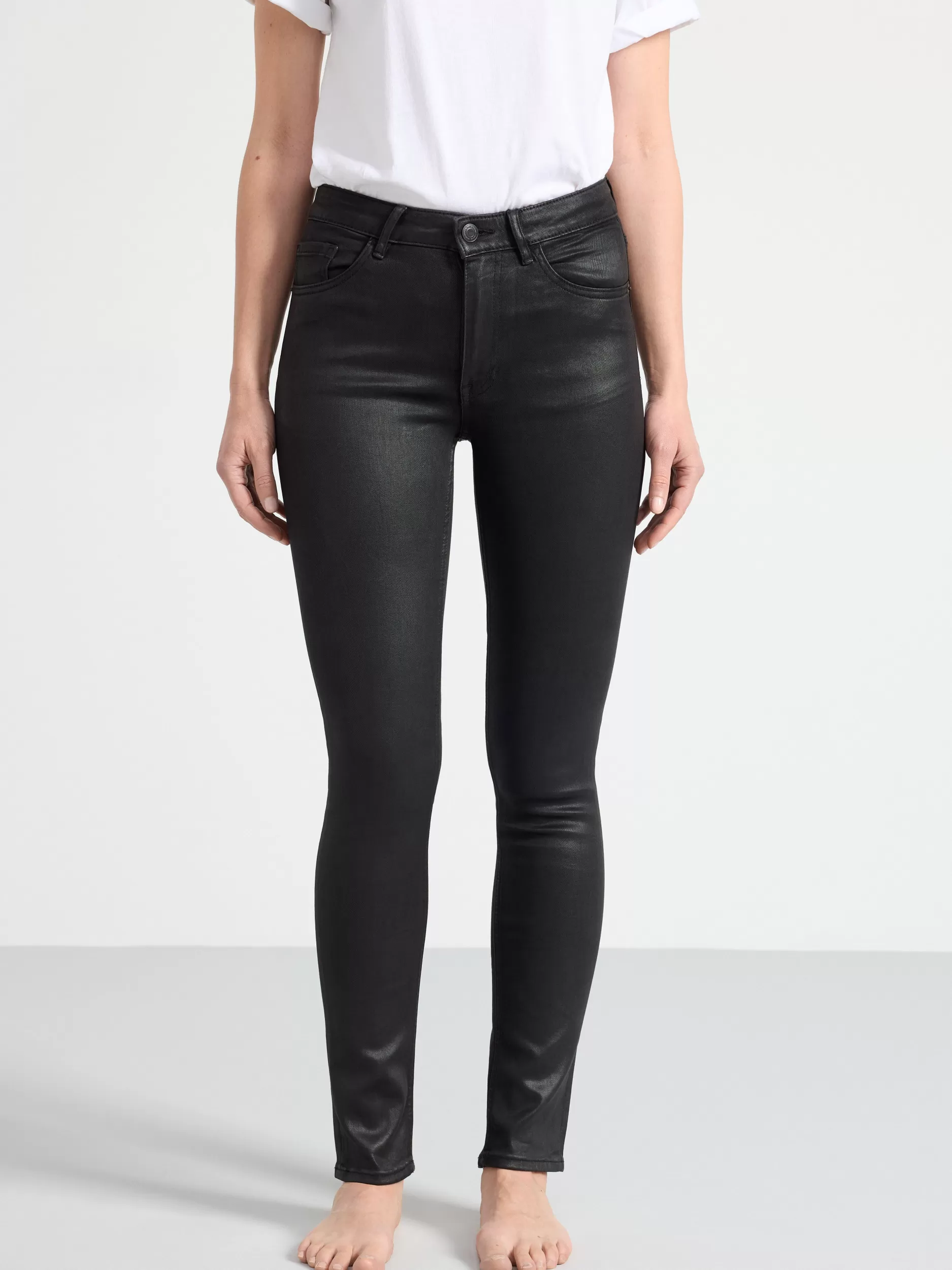 Lindex Bukser<Rette Og Smale Alba-Jeans Med Belagt Overflate Black