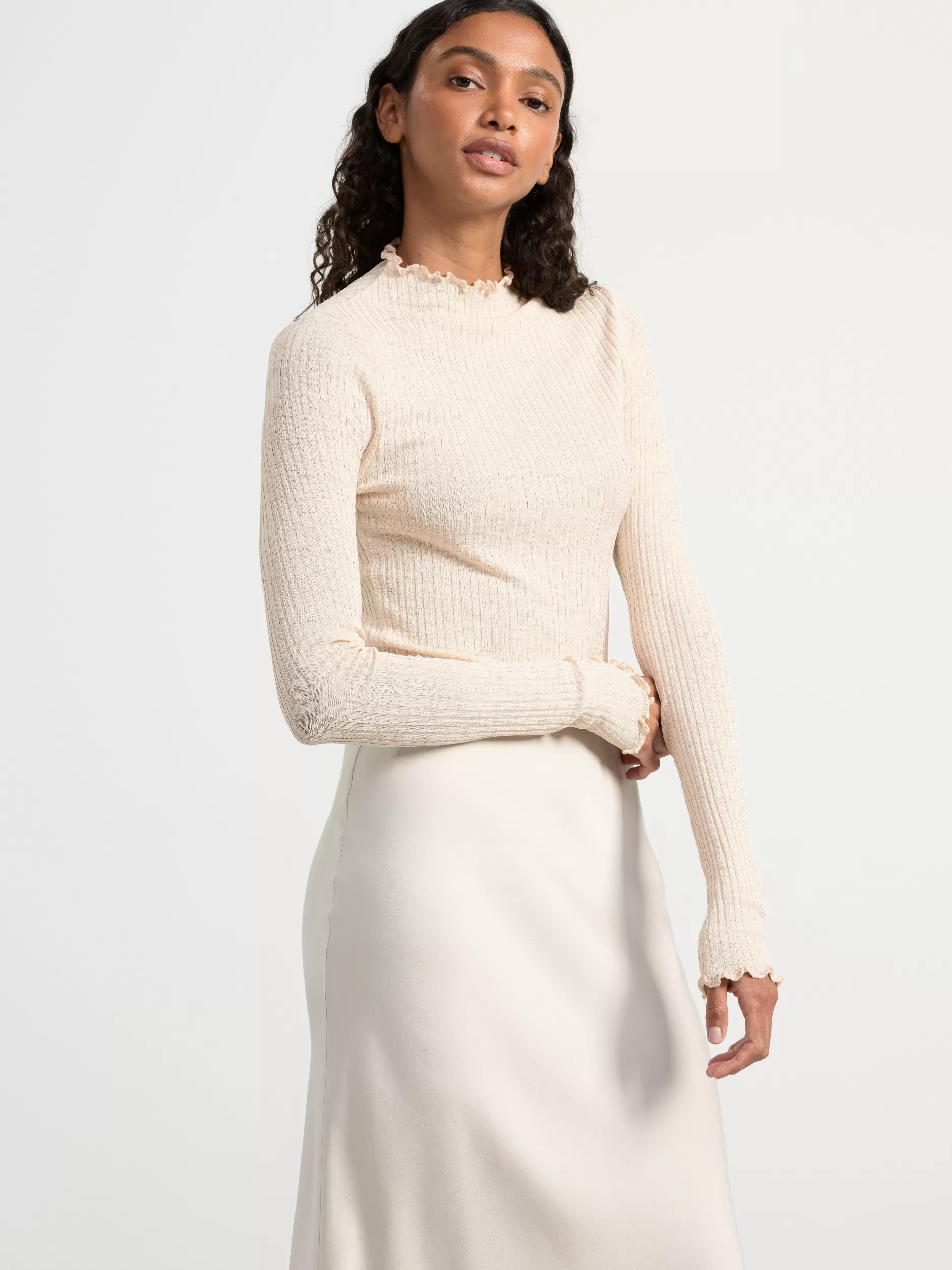 Lindex Topper & T-Skjorter<Ribbestrikket Overdel Med Rysjer Light Beige