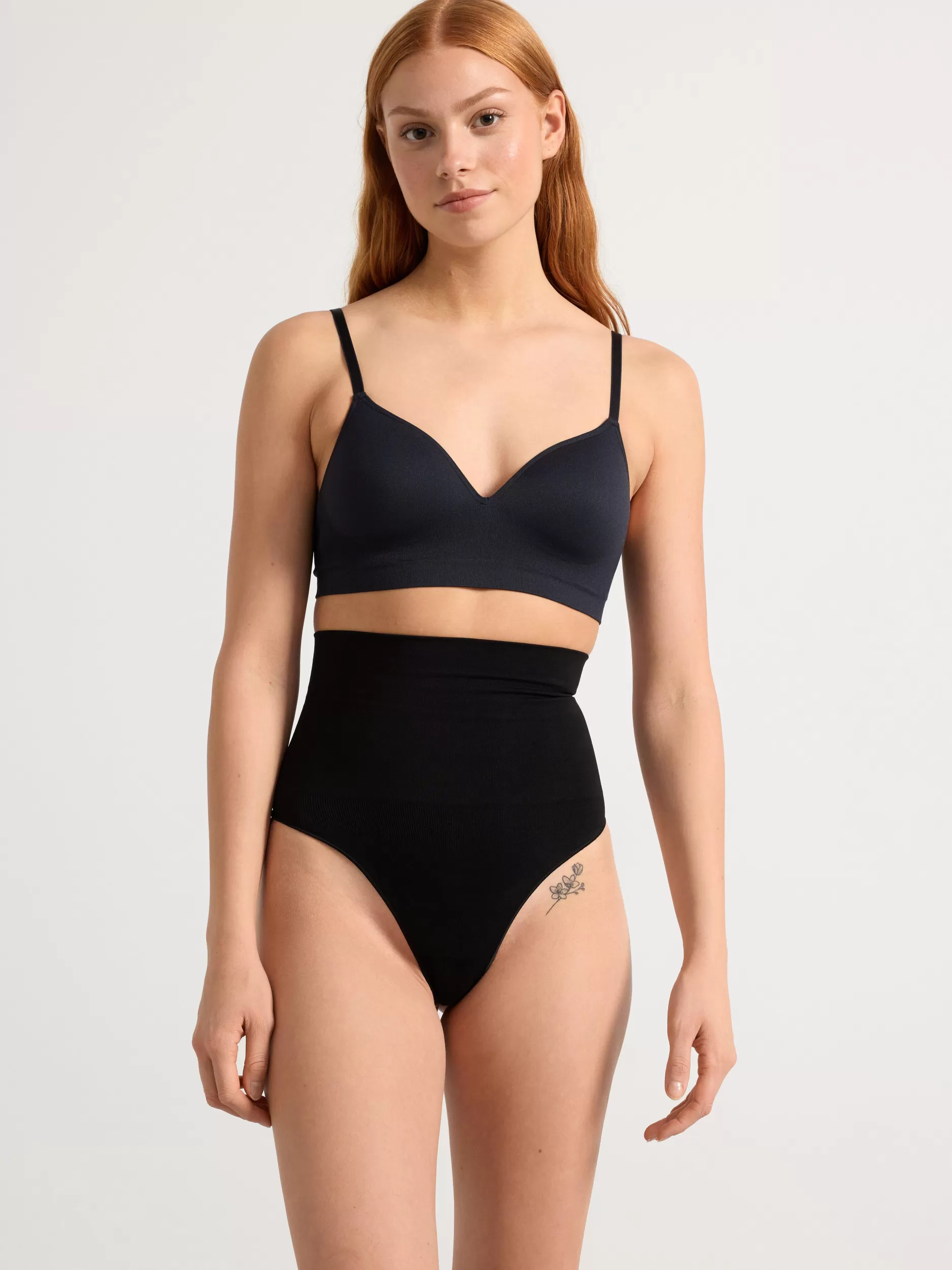 Lindex Truser<Shaping-Stringtruse Med Sonestotte Black
