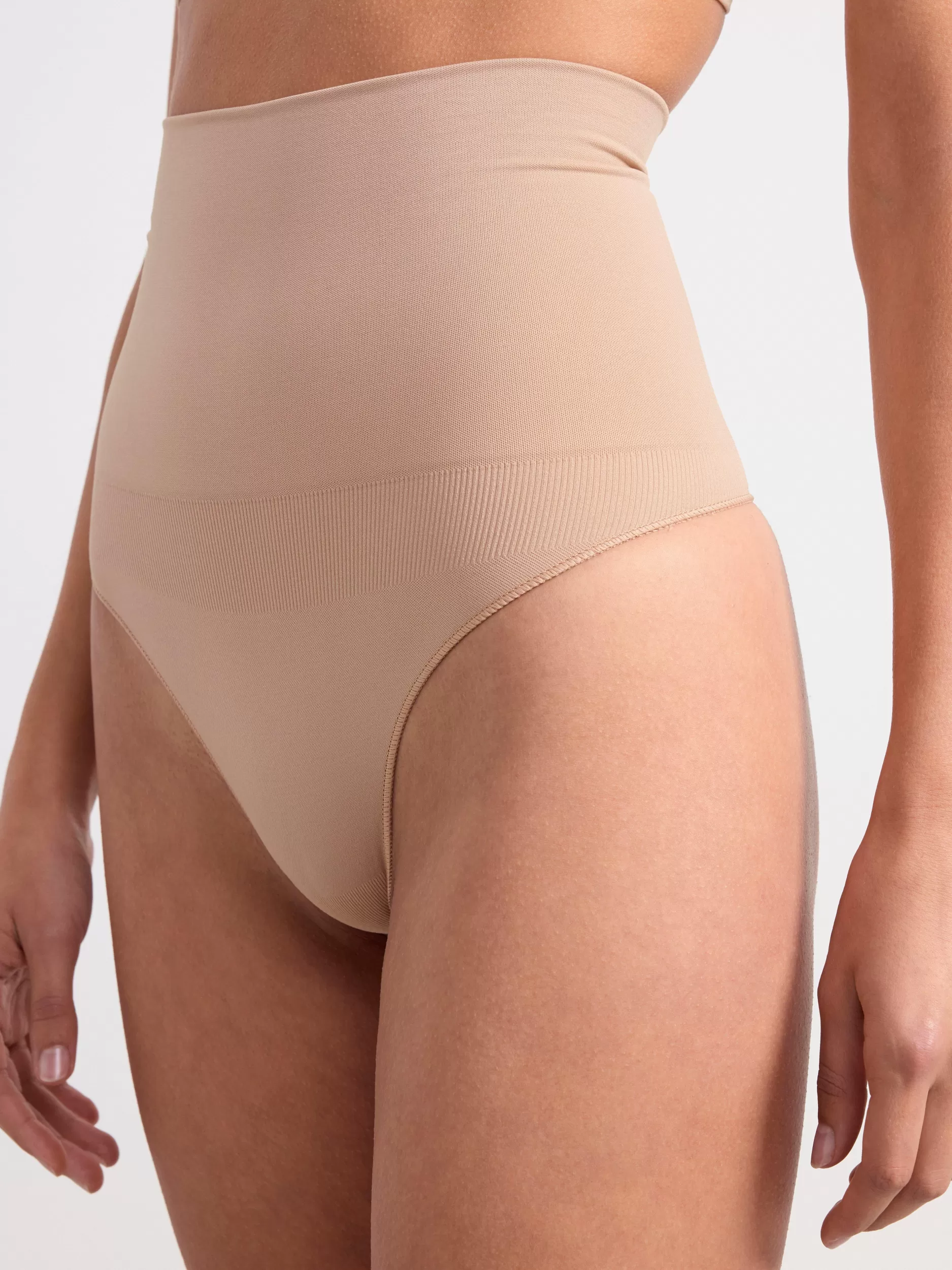 Lindex Truser<Shaping-Stringtruse Med Sonestotte Beige