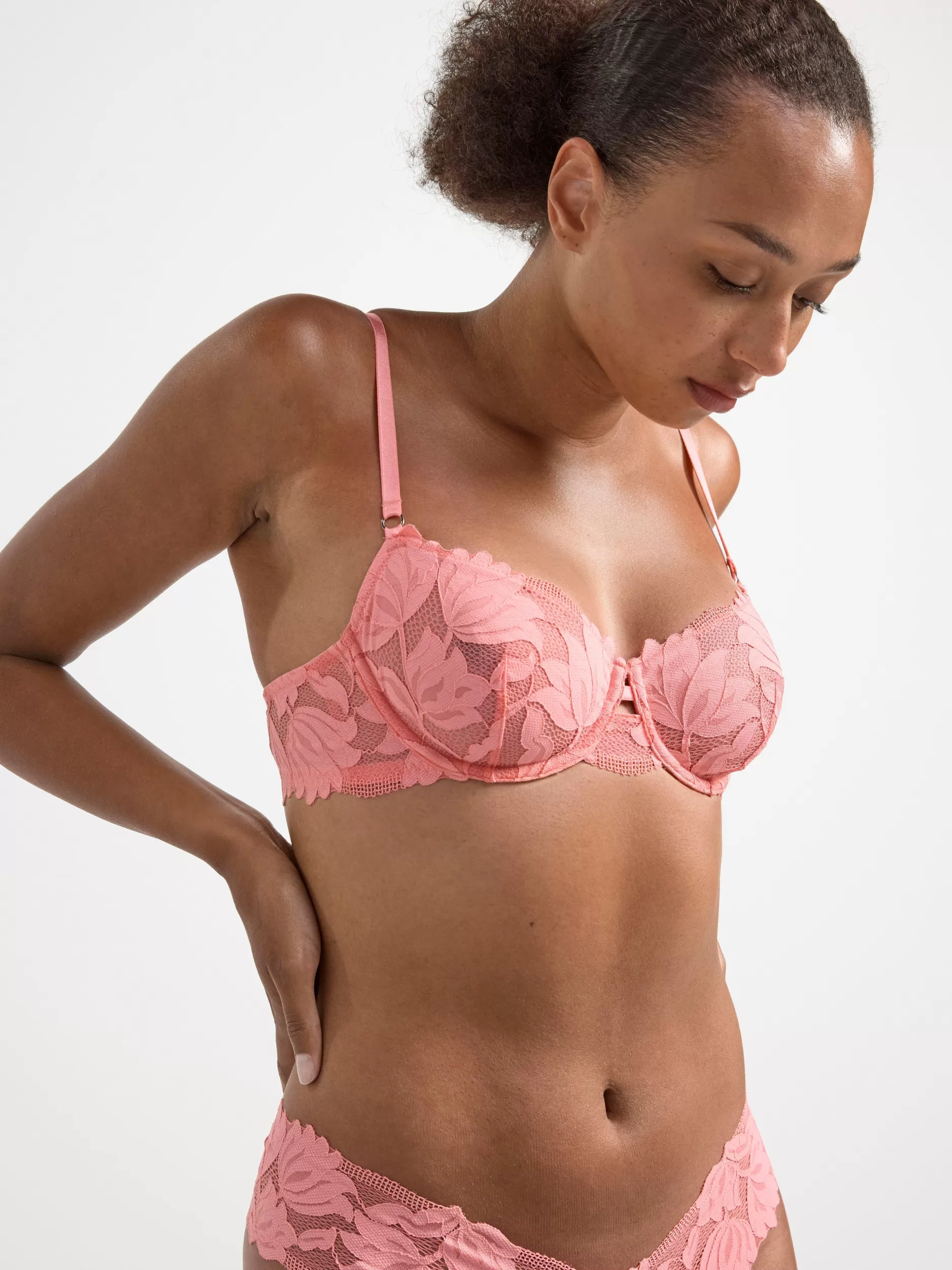 Lindex Bh<Uvattert Bh Med Netting Og Blonder Pink